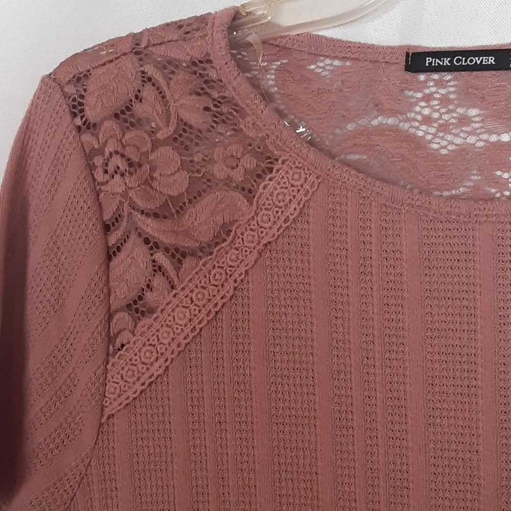 Pink Clover Top - Picture 2 of 6